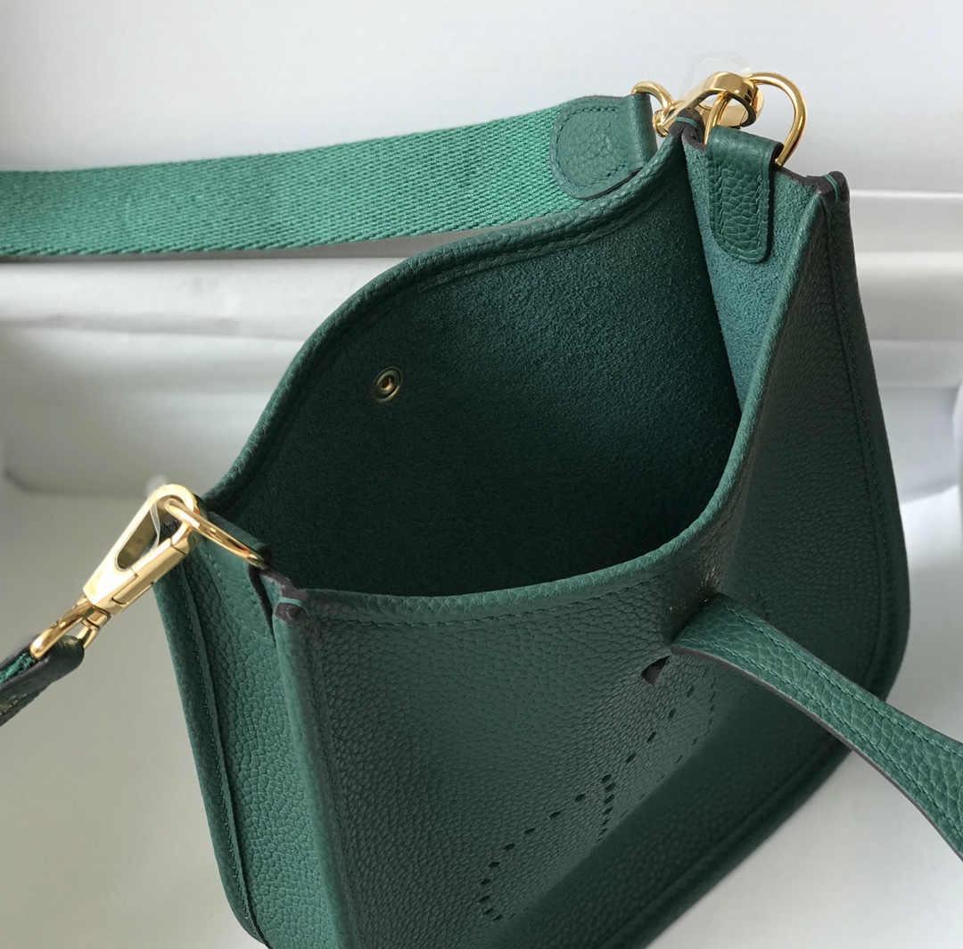 Hermes Evelyne 16 Amazone TPM Shoulder Bag In Dark Green Clemence Leather